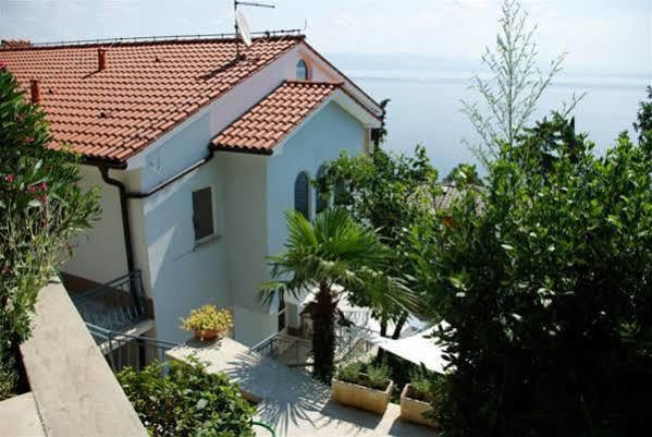 Apartments Gea Moscenicka Draga Exterior photo